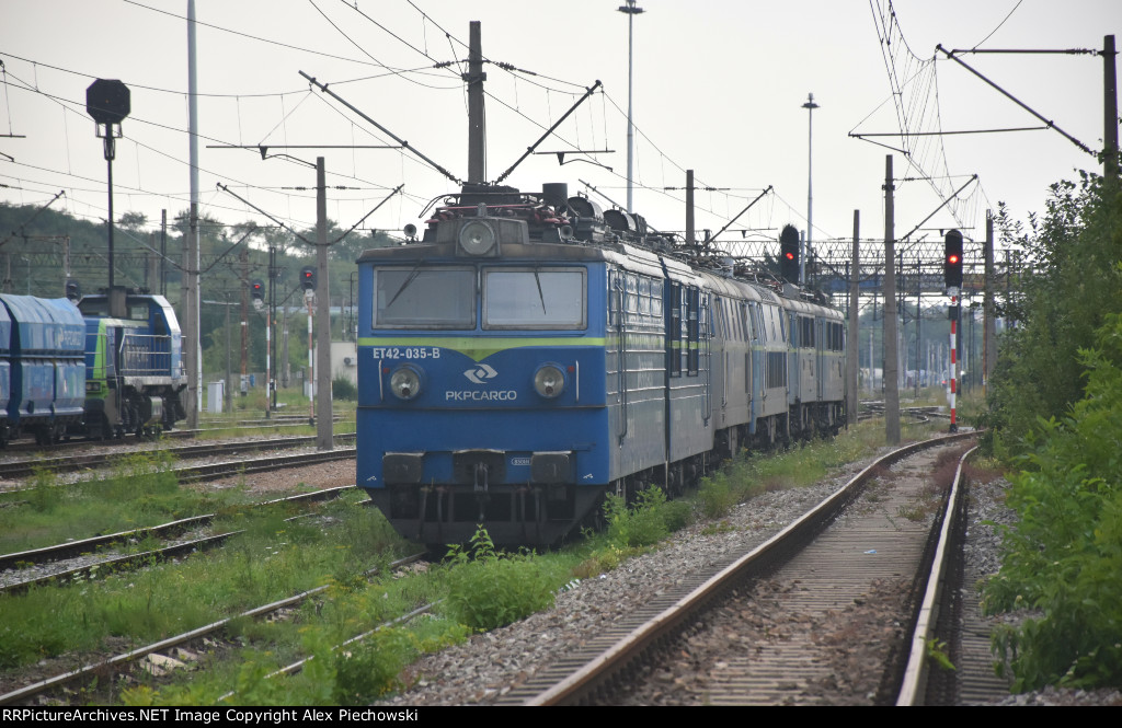 PKP ET42-035